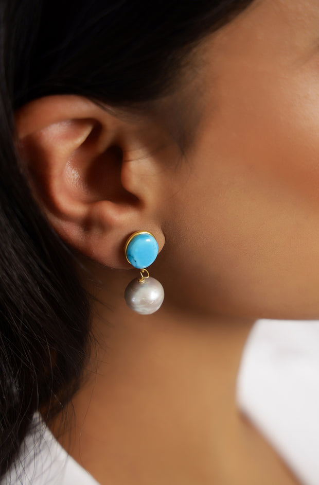 Pure silver with 18k gold plating with pearls and  turquoise earring