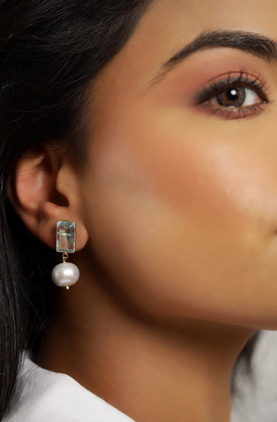 Pure silver with 18k gold plating with pearls and Blue topaz quartz earring